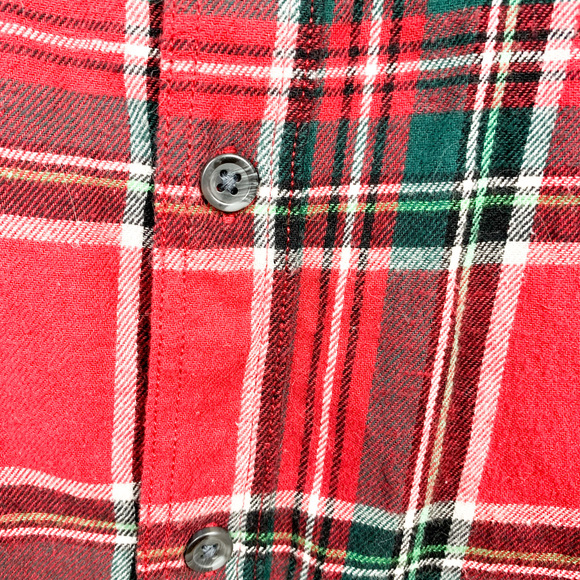 Old Navy Regular Fit Red & Green Plaid Button-Up - Picture 7 of 11